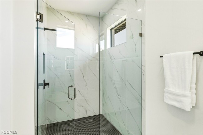 Building Photo - 922 NW 8th Terrace