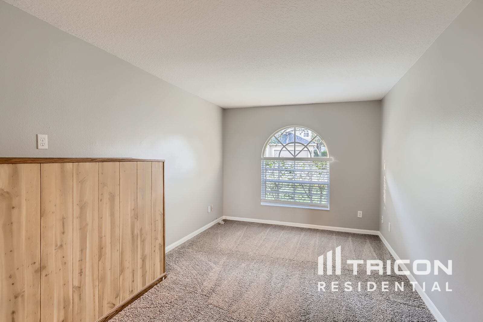 Building Photo - 1526 Cherry Lake Way