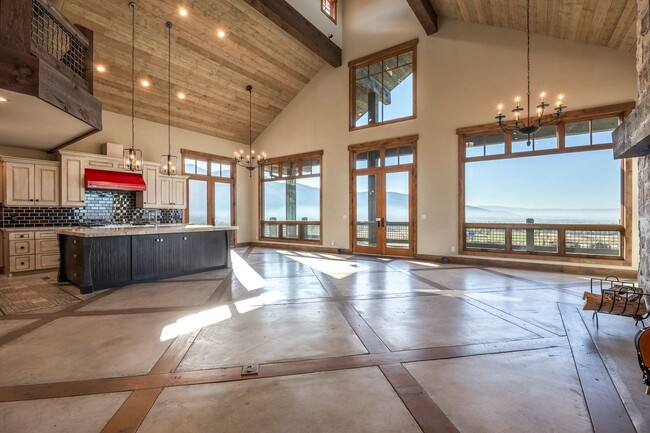 Building Photo - Magnificent Mountain Retreat in Oakley, Utah