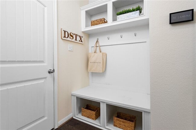 Building Photo - 151 Diamond Point Dr