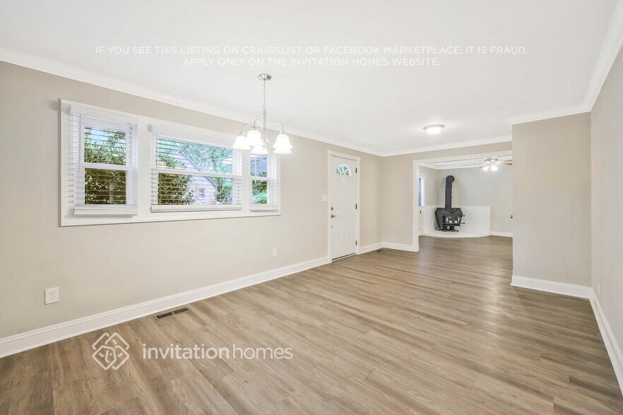 Building Photo - 890 Idlewild Dr