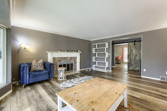 Building Photo - 3bd/1.75ba Issaquah Home