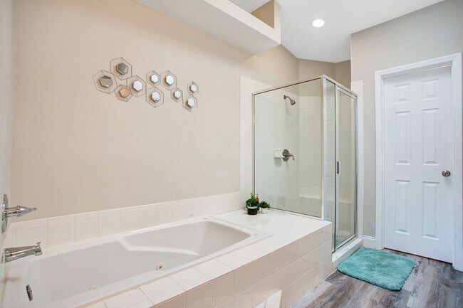 Building Photo - 141 Coco Plum Dr