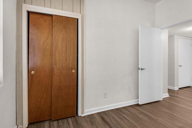 Building Photo - "Charming 3-Bedroom Home in Fort Walton Beach!"