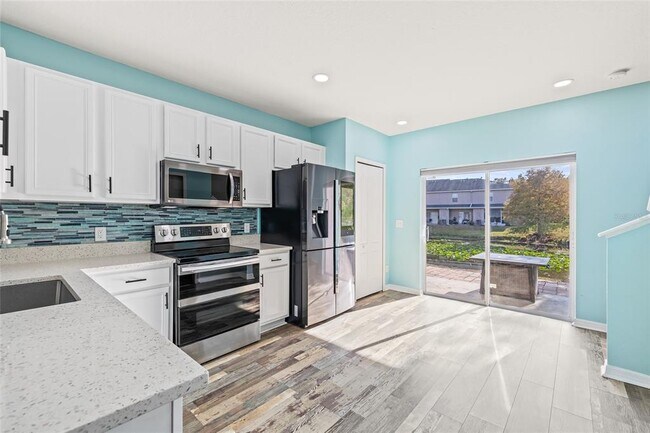 Building Photo - 16302 Swan View Cir