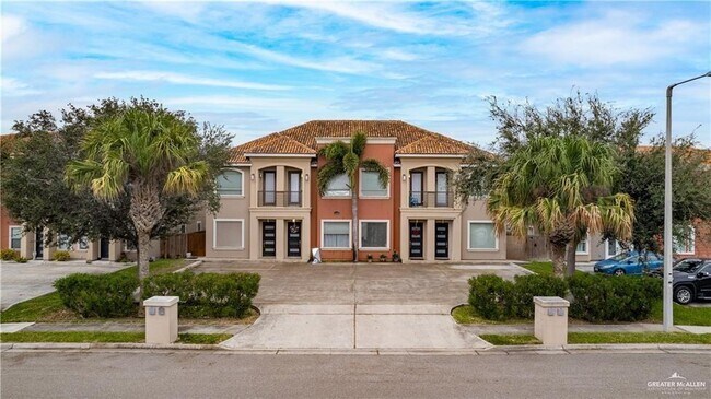 Primary Photo - 21 Olympia Ave