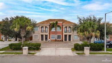 Building Photo - 21 Olympia Ave