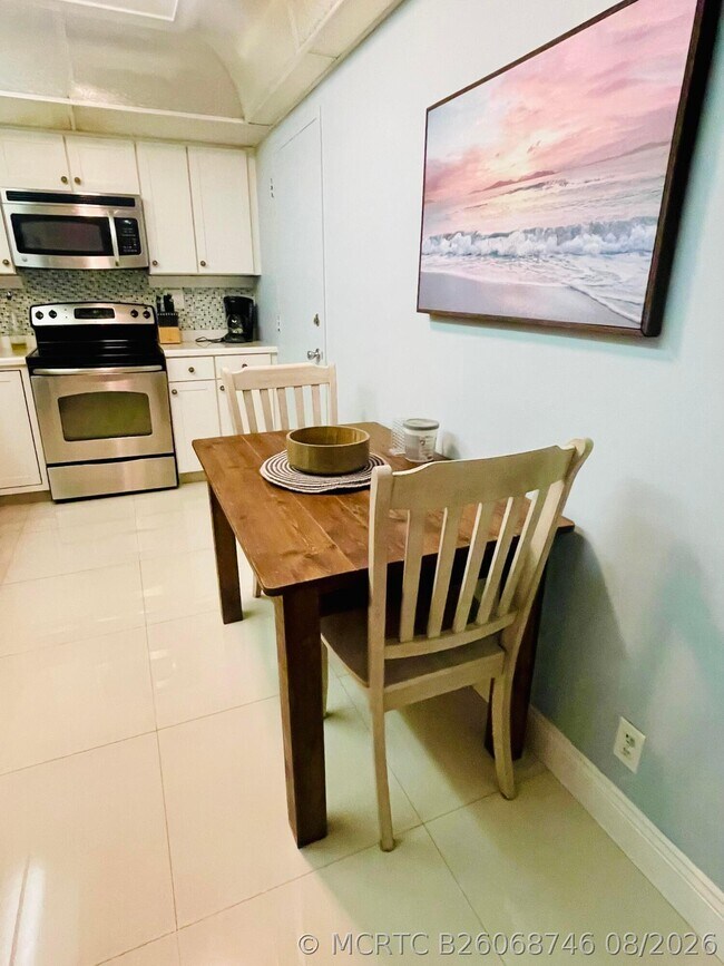 Building Photo - 4250 Galt Ocean Dr