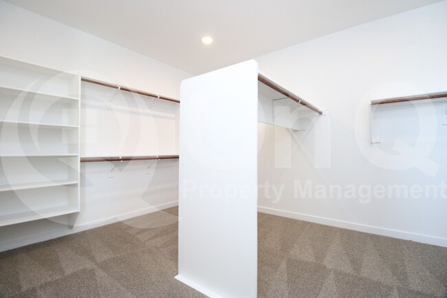 Building Photo - 31925 N 125th Ave