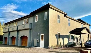 Building Photo - Studio Apartment on 27 Acre Estate | Avail...