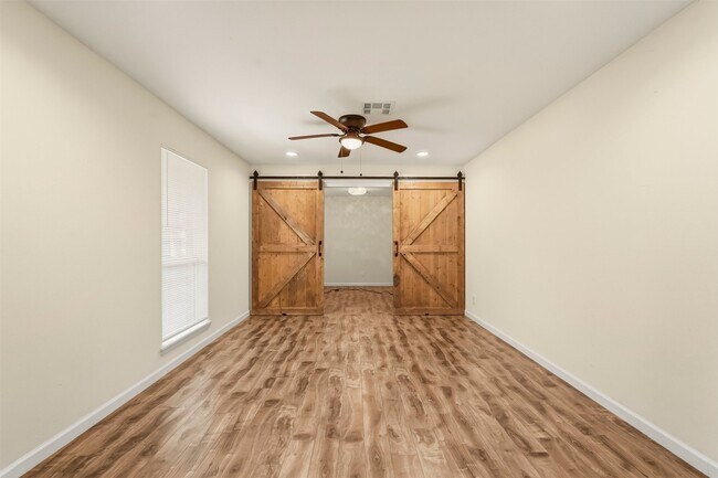 Building Photo - 718 Oder Ln