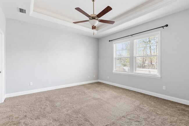 Building Photo - 8756 Glen Oak Trail