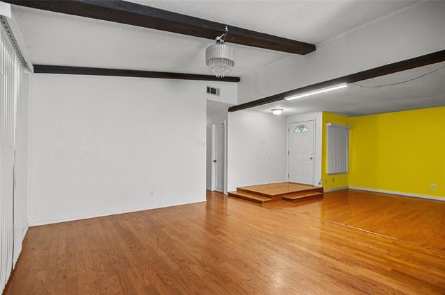Building Photo - 2629 Peach Tree Ln