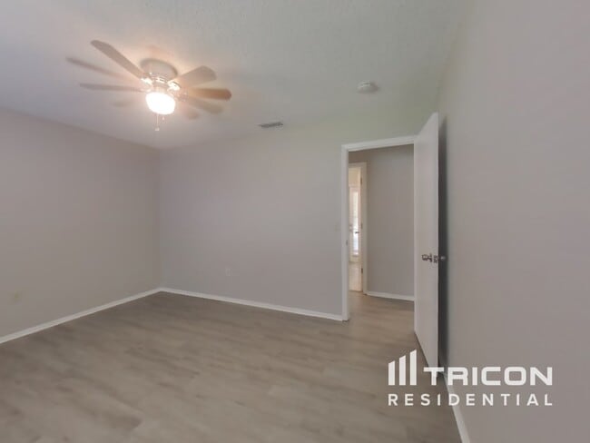 Building Photo - 2273 Seward Cir