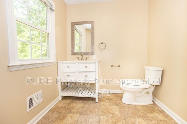 Building Photo - 2443 Doubletree Dr NW
