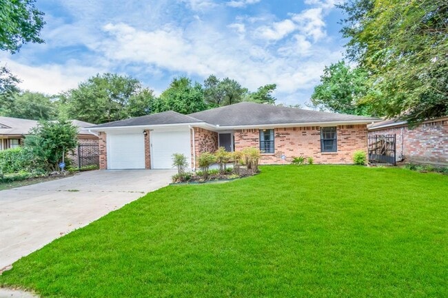Building Photo - 20215 Fox Haven Ln