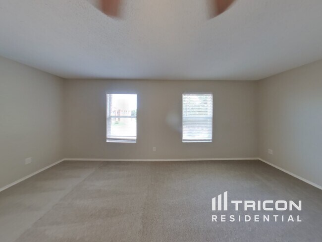 Building Photo - 508 Oriel Cir