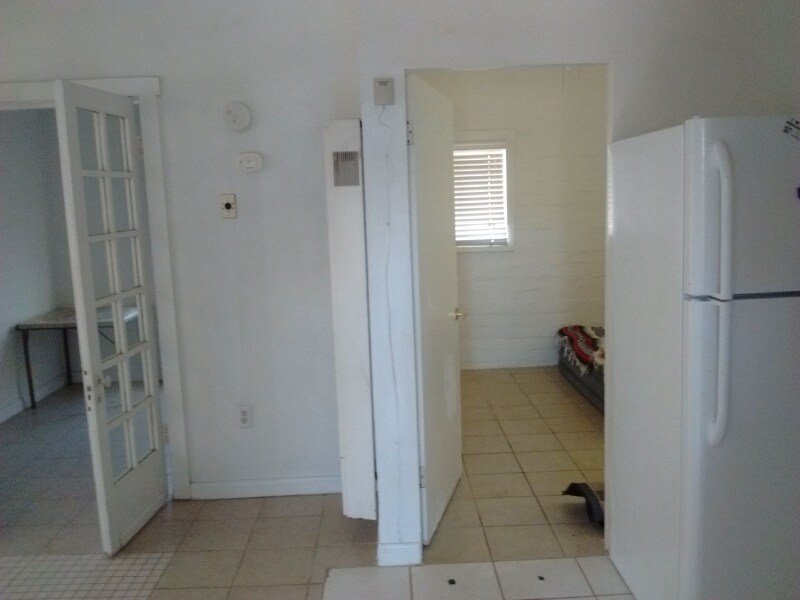 Building Photo - 6867 Araby Ave