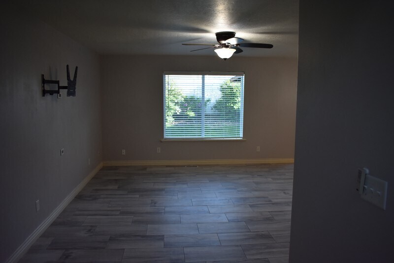 Building Photo - 6293 City Vistas Wy