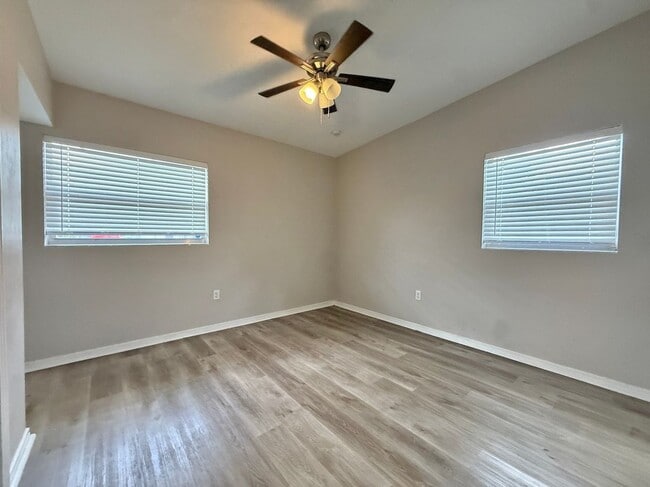 Building Photo - 5801 Judy Dee Dr