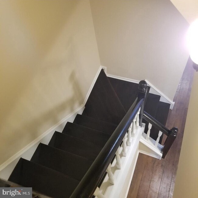 Building Photo - 1506 Virginia Ct
