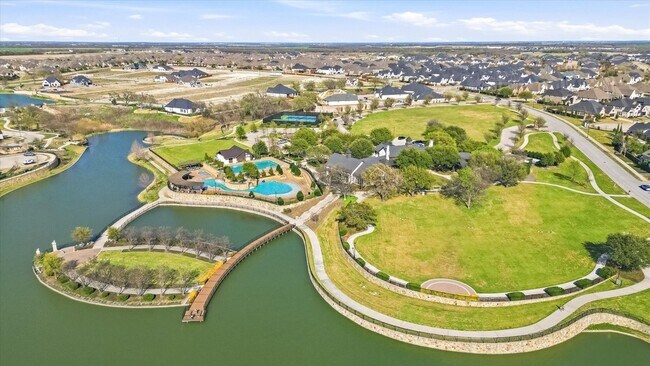 Building Photo - 2600 Precocious Ct