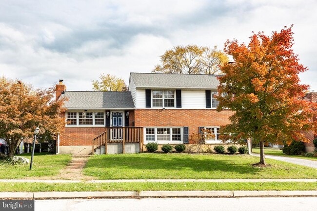 Building Photo - 2119 Eastridge Rd