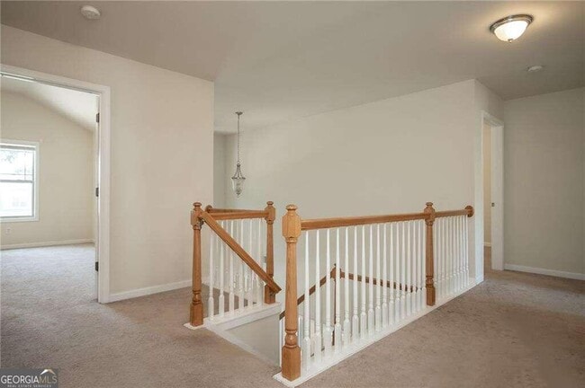 Building Photo - 304 Ridge Pointe Drive