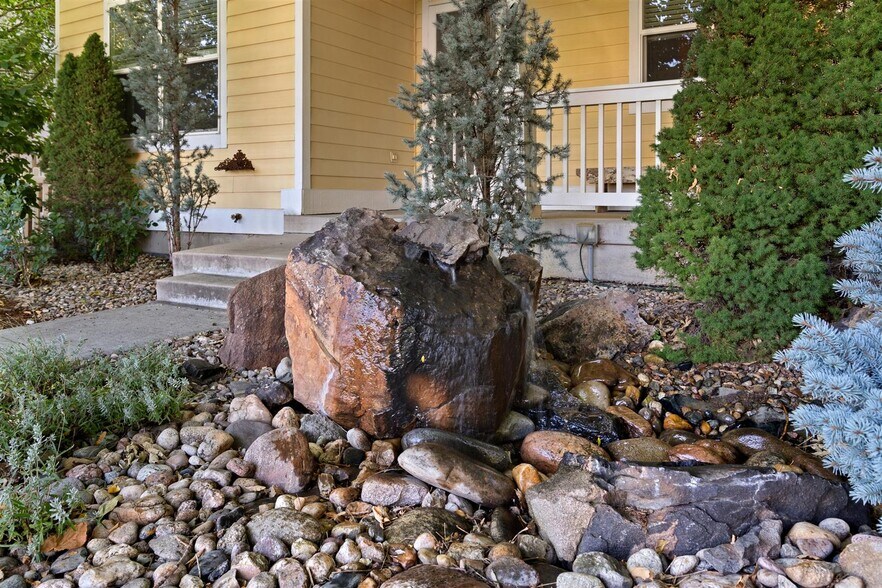 Fountain - 4144 Lost Canyon Drive