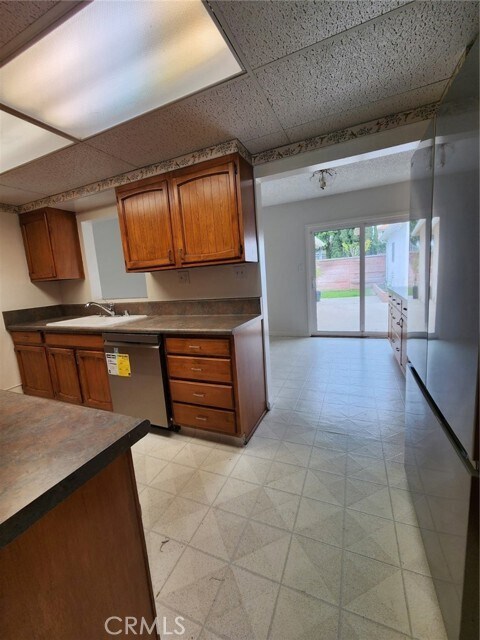 Building Photo - 2838 May Ave