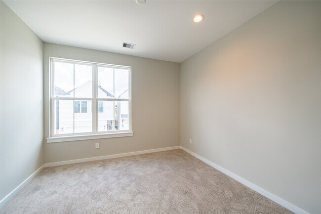 Building Photo - 11325 Stonework Garden Ln