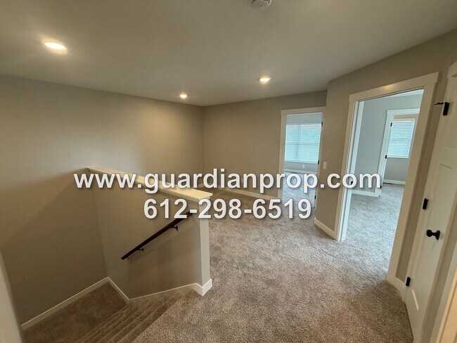 Building Photo - 4590 Mineral Ln