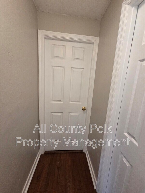 Building Photo - 103 Colonial Dr