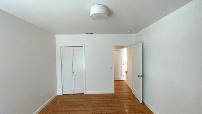 Building Photo - Walnut Creek Gorgeous 3-bedroom 2 bath hom...