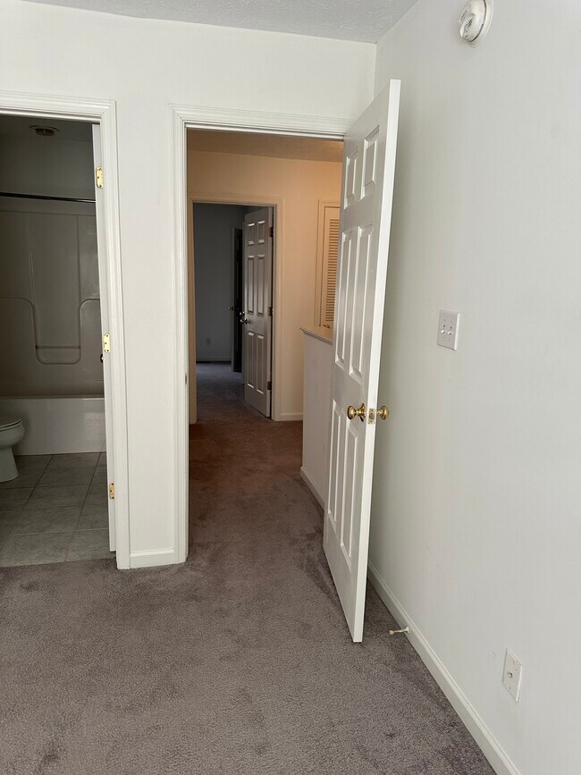 Similar to Photo - 2004 Wards Ferry Rd