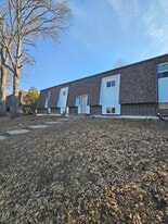 Building Photo - 720 N 70th St