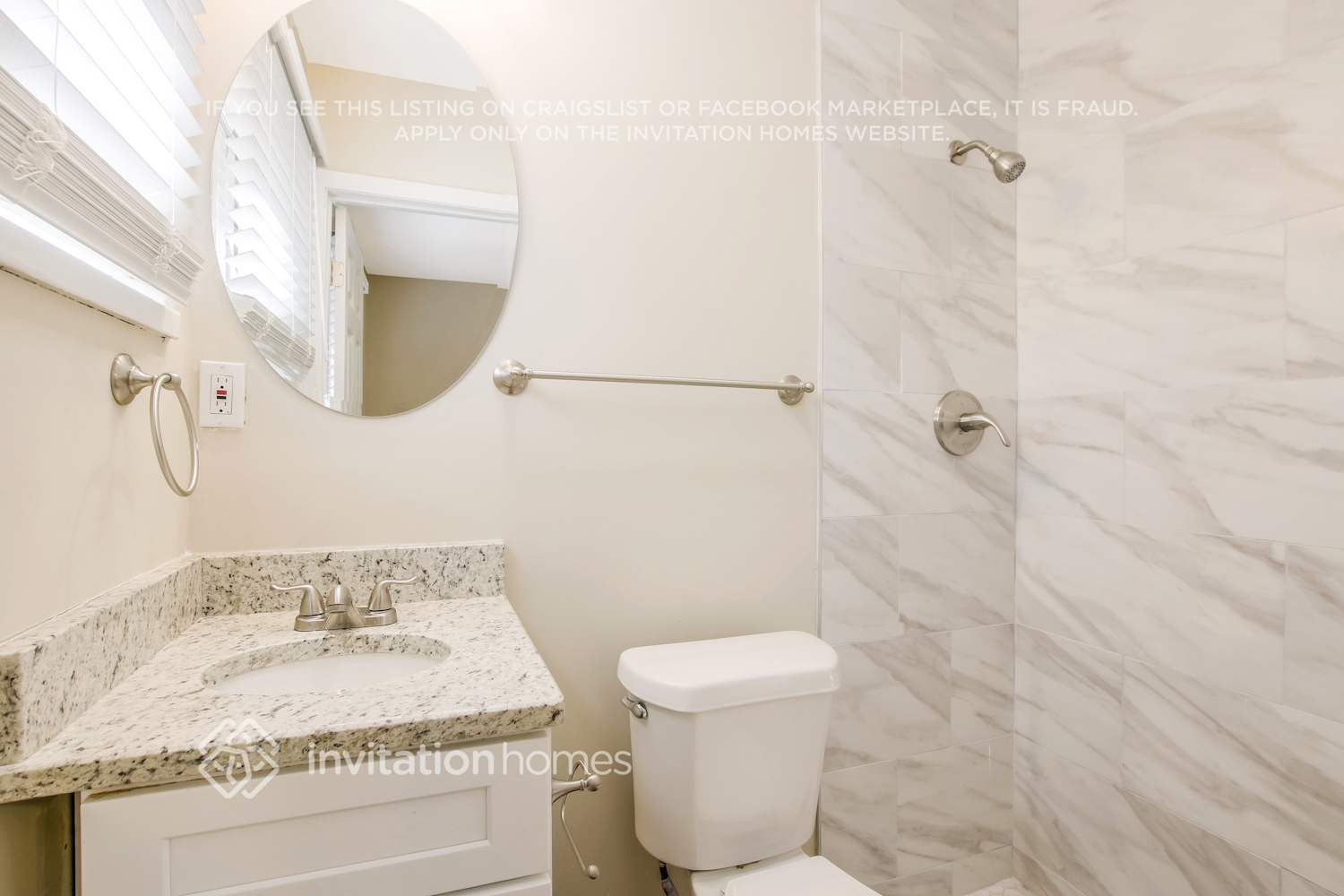 Building Photo - 2740 Bonnybrook Dr SW