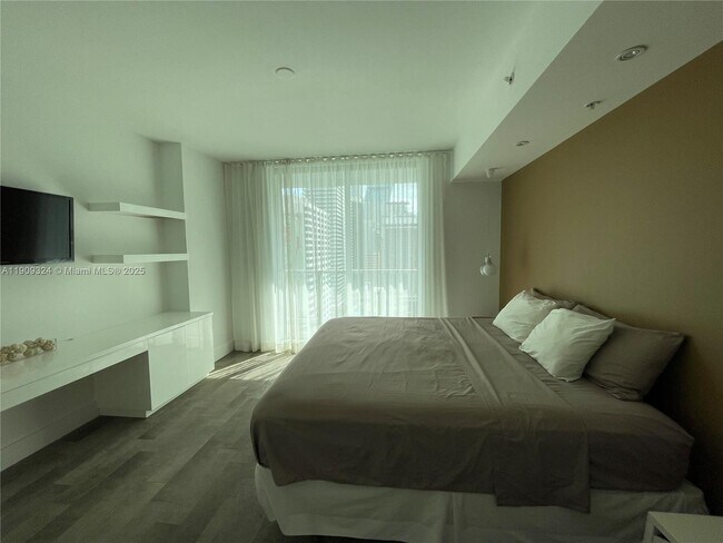 Building Photo - 244 Biscayne Blvd