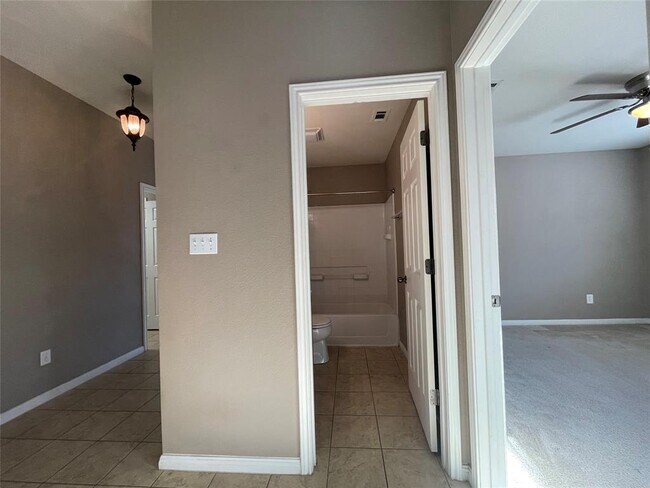 Building Photo - 7820 Little Deer Trail