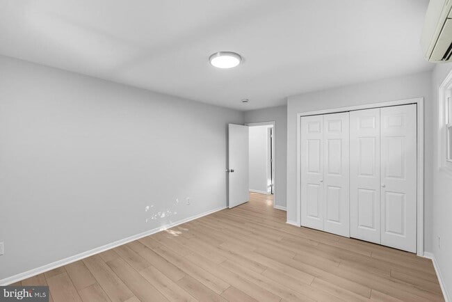 Building Photo - 210 Lastner Ln