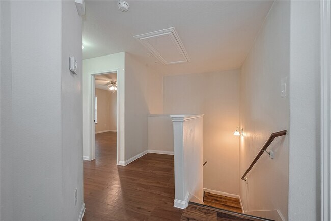 Building Photo - 6026 Stockholm Ct
