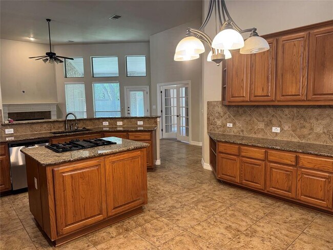 Building Photo - 1220 Pine Forest Cir