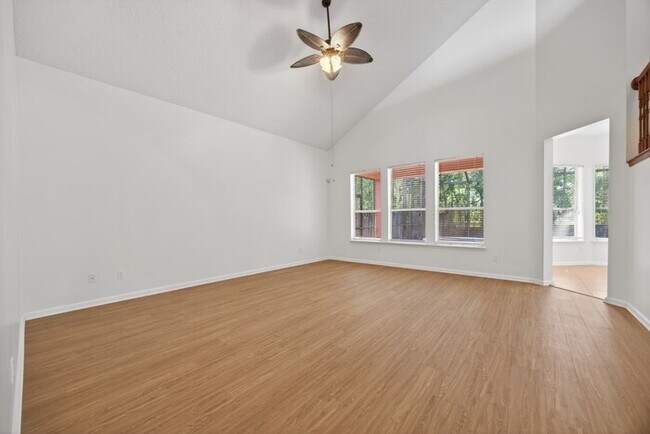 Building Photo - 4213 Victoria Lakes Dr W