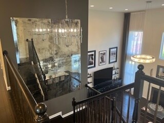 Building Photo - 16W764 Hawthorne Ct