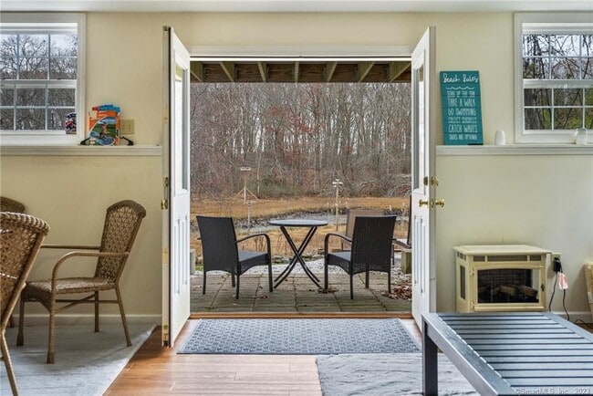 Building Photo - 33 Marshfield Rd