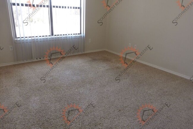 Building Photo - Perfect for roommates--2 bedroom 2 bathroo...