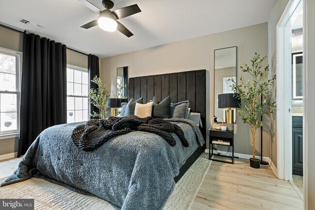 Building Photo - 12906 Fair Briar Ln