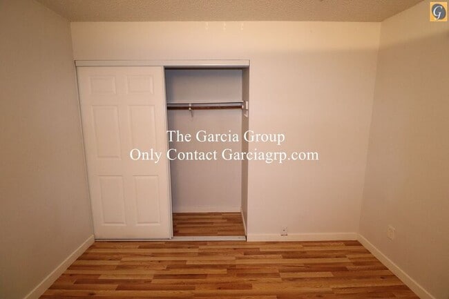 Building Photo - 2626 SW Beaverton Hillsdale Hwy