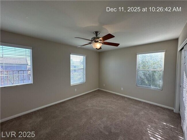 Building Photo - WONDERFUL 2-STORY HOME IN THE SW!