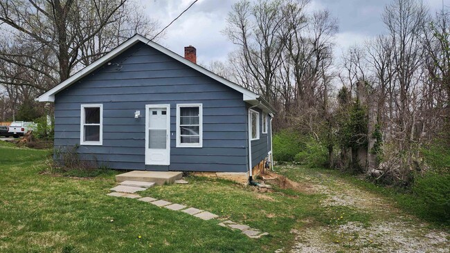 Primary Photo - 820 W Ralston Dr